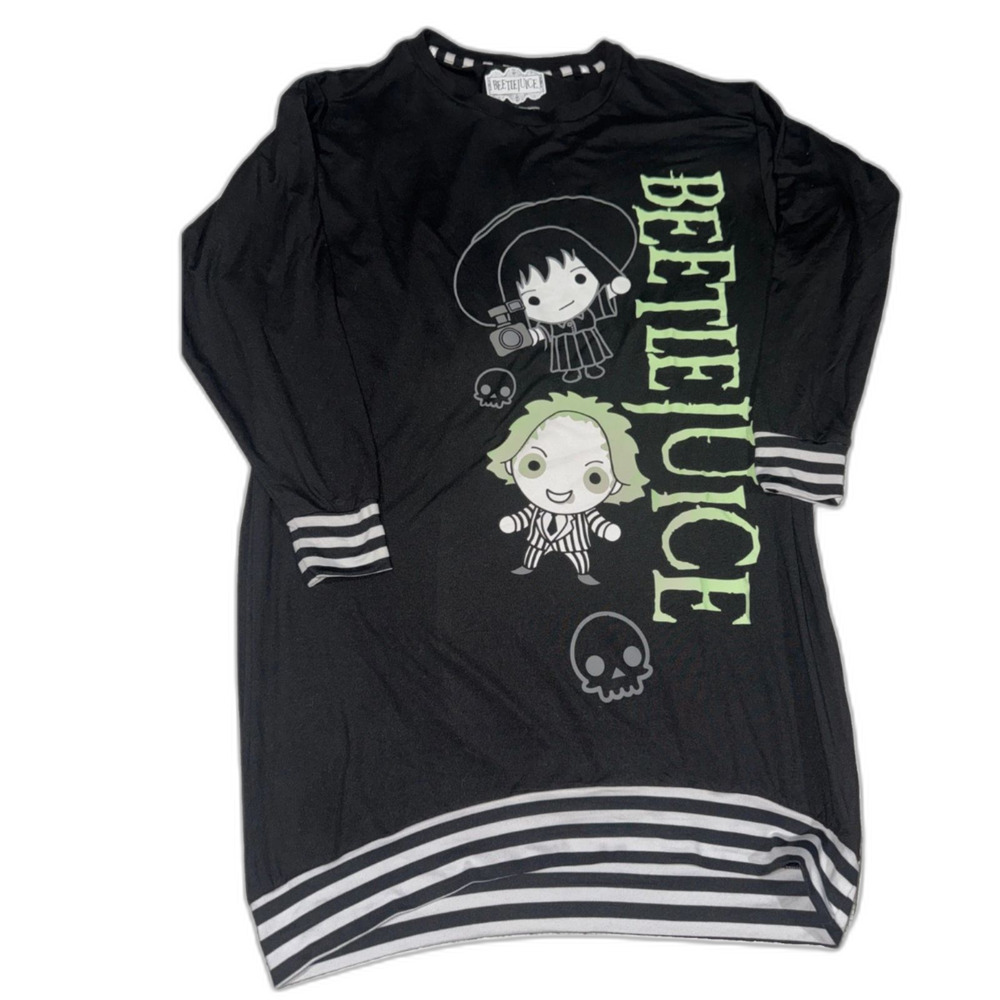 Warner Bros. Beetlejuice Women's Sleepshirt Black Soot L (12-14)